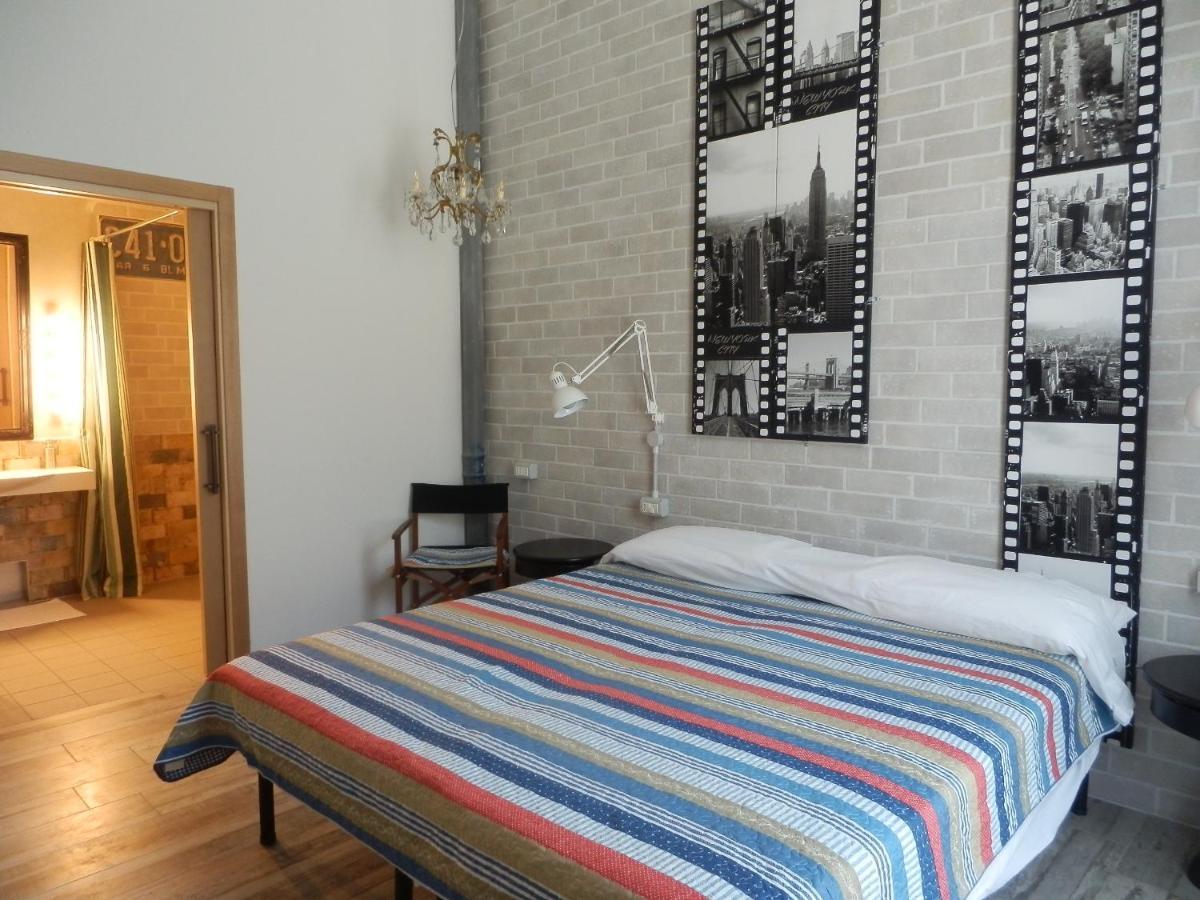 Bb Sharingloft Sirmione Bed & Breakfast Exterior foto