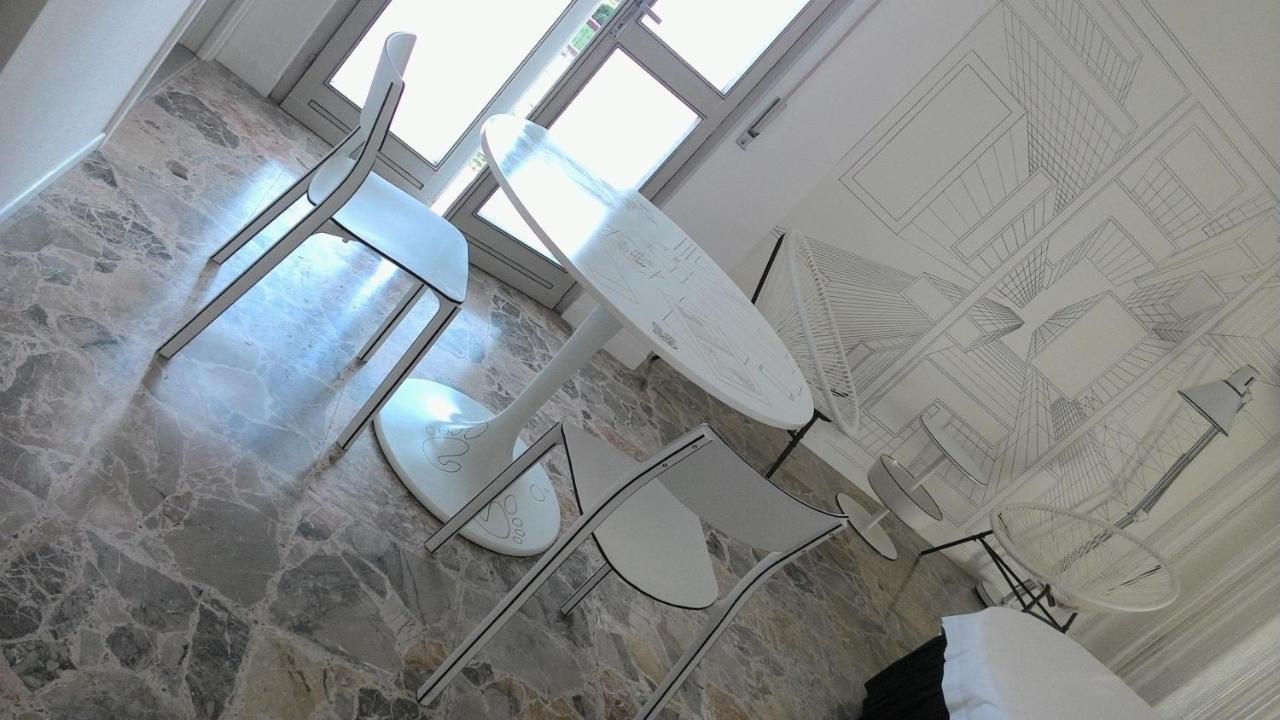 Bb Sharingloft Sirmione Bed & Breakfast Exterior foto